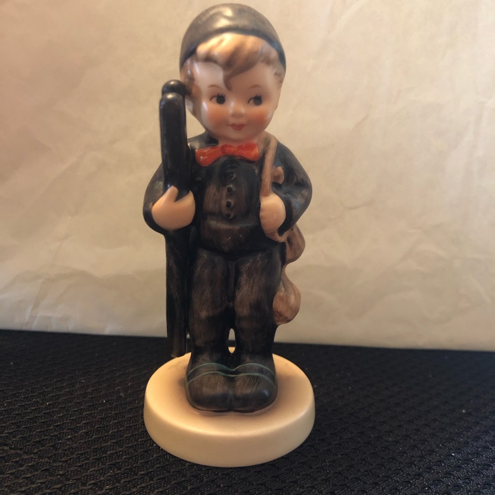 Hummel Chimney Sweep boy